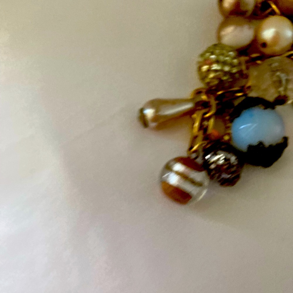 Vintage Lenora Dame Charm Bracelet - Gold Tone With Tone Charms - Picture 14 of 14